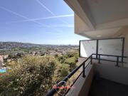 SAINT LAURENT DU VAR: Dans bel immeuble de 2019 et bénéfici