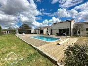 SAINT LEGER DE MONTBRUN, maison moderne de 125 m2, avec...