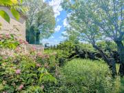 Saint Maximin, centre village: Magnifique petit terrain...