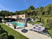 Saint Paul de Vence: terrain plat, cadre paisible et...