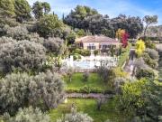 Saint Paul De Vence Très belle villa avec vue mer...