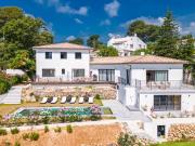 SAINT PAUL DE VENCE VILLA 8 pièces avec jardin et piscine