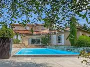 Saint Priest 69800 Achat / Vente maison 9 pièces t9 piscine