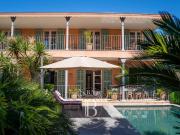 SAINT TROPEZ –VILLA 6 CHAMBRES – PISCINE