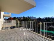 Sainte Marguerite 9éme T3 récent avec terrasse et place...