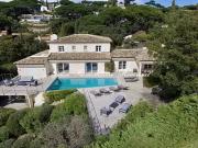 Sainte Maxime 83120 Location maison 6 pièces t6 piscine...