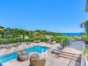 SAINTE MAXIME DOMAINE CLOS VILLA VUE MER