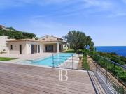 SAINTE MAXIME LA NARTELLE VILLA VUE MER DOMAINE FERMÉ