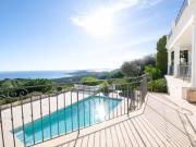 SAINTE MAXIME PROPRIÉTÉ VUE MER DOMAINE PRIVÉ 6 CHAMBRES