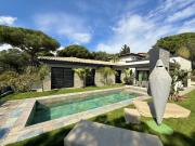 SAINTE MAXIME / VILLA D’ARCHITECTE PROCHE DES PLAGES