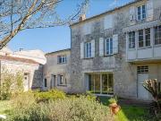 Saintes 17100 Achat / Vente maison 10 pièces t10