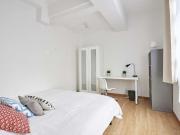 Sala aberta em apartamento com 10 quartos no Areeiro, Lisboa