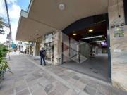 Sala com 1 vaga e 32m² para alugar por R$ 900