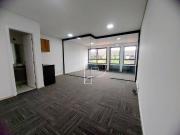 Sala Comercial para venda e aluguel em Jardim Lambreta...