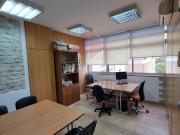 Sala de 20 m2 com elegantes acabamento no coração de Lisboa