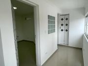 Sala em Cidade São Francisco, São Paulo/SP de 40m² para...