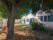 Salernes appartement en rez de jardin, 2 places de...