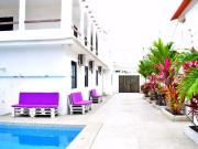 SALINAS: BELLA CASA CON PISCINA A 2 CUADRAS DEL MALECON