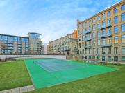 Salts Mill Road, Shipley BD17, 2 bed flat to rent, £800...