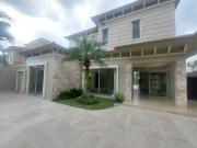 Samborondon, Venta de hermosa casa 4 dormitorios con...