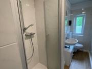 san. AB 4 Zi. Etagenwohnung 1.OG, 2 Bäder, 2 Balkone in...