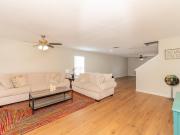 San Antonio House with Living room. Newlyrenovated