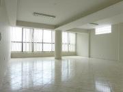 San Isidro oficina 82 m2, 2 baños, kitchenette,...