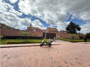 San José de Bavaria, Venta Casa 180 M, 2 Pisos + Altillo