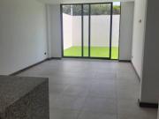 SAN JUAN CUMBAYÁ, DEPARTAMENTO EN VENTA DE 90 M2 DE 2...