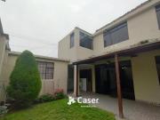 San Juan de Miraflores, casa 2 pisos frente a parque,...