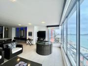 SAN LORENZO: FRENTE AL MAR CON PISCINA Y ROOFTOP