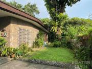 San Lorenzo Village Makati Prime Corner Old House Lush...