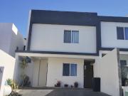 SAN MARINO CASA DE TRES RECAMARAS EN VENTA