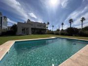 SAN MARINO FUNES HILLS ALQUILER CASA CON PILETA 4...