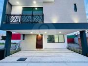 San Matias Casa en venta en San Salvador Tizatlalli