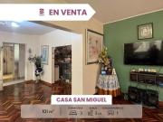 SAN MIGUEL VENTA CASA 2 PISOS A SOLO 2 CUADRAS DEL...