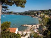 SANARY SUR MER 83 Studio TRAVAUX A PREVOIR Rez de jardin...