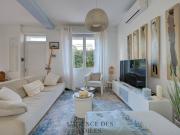 Sanary sur Mer Hyper centre o Maison rénovée avec jardin