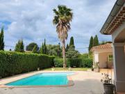 SANARY SUR MER SPACIEUSE MAISON AVEC PISCINE ET GARAGE...