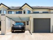 Sanctuary Pines Retreat with Uninterrupted Golf Views...