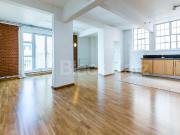 Sandwiched between Hoxton and Haggerston located within...