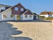 Sandy Lane, Cheam SM2 4 bed detached house to rent...