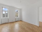 Saniert I Altbau Charme im Grünen Hietzing I Balkon...