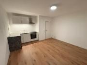 Sanierte 1 Zi Wohnung inkl. Küche in Mühlburg / KA zu...