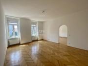 Sanierte 2,5 Zimmer Altbauwohnung unbefristeter Mietvertrag