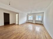 SANIERTE 2,5 ZIMMER DG WOHNUNG NAHE PRIVATKLINIK...