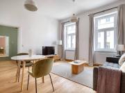 Sanierte 2 Zi Altbau Wohnung, Nähe U1 Reumanplatz,...