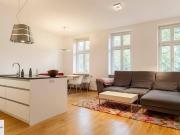 Sanierte 2 Zimmer Altbauwohnung in ruhiger Hoflage