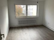 Sanierte 2 Zimmer Wohnung mit Balkon!