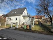 Sanierte 2 Zimmer Wohnung mit Garten in ruhiger Lage